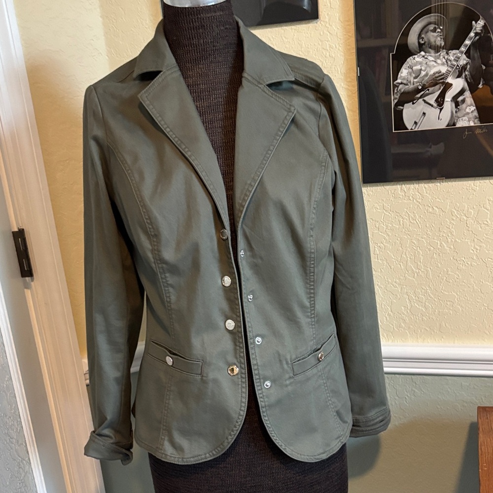 WHBM outlet Women’s Olive Green Tailored Jacket sz 10. NWT